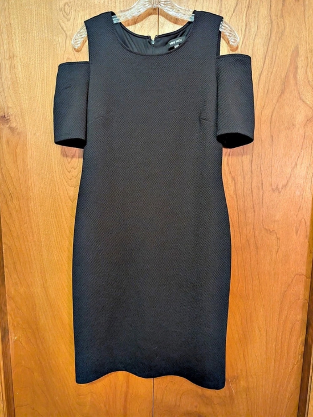 Nine West Cold Shoulder Mini Dress in Black Size 6 Like New